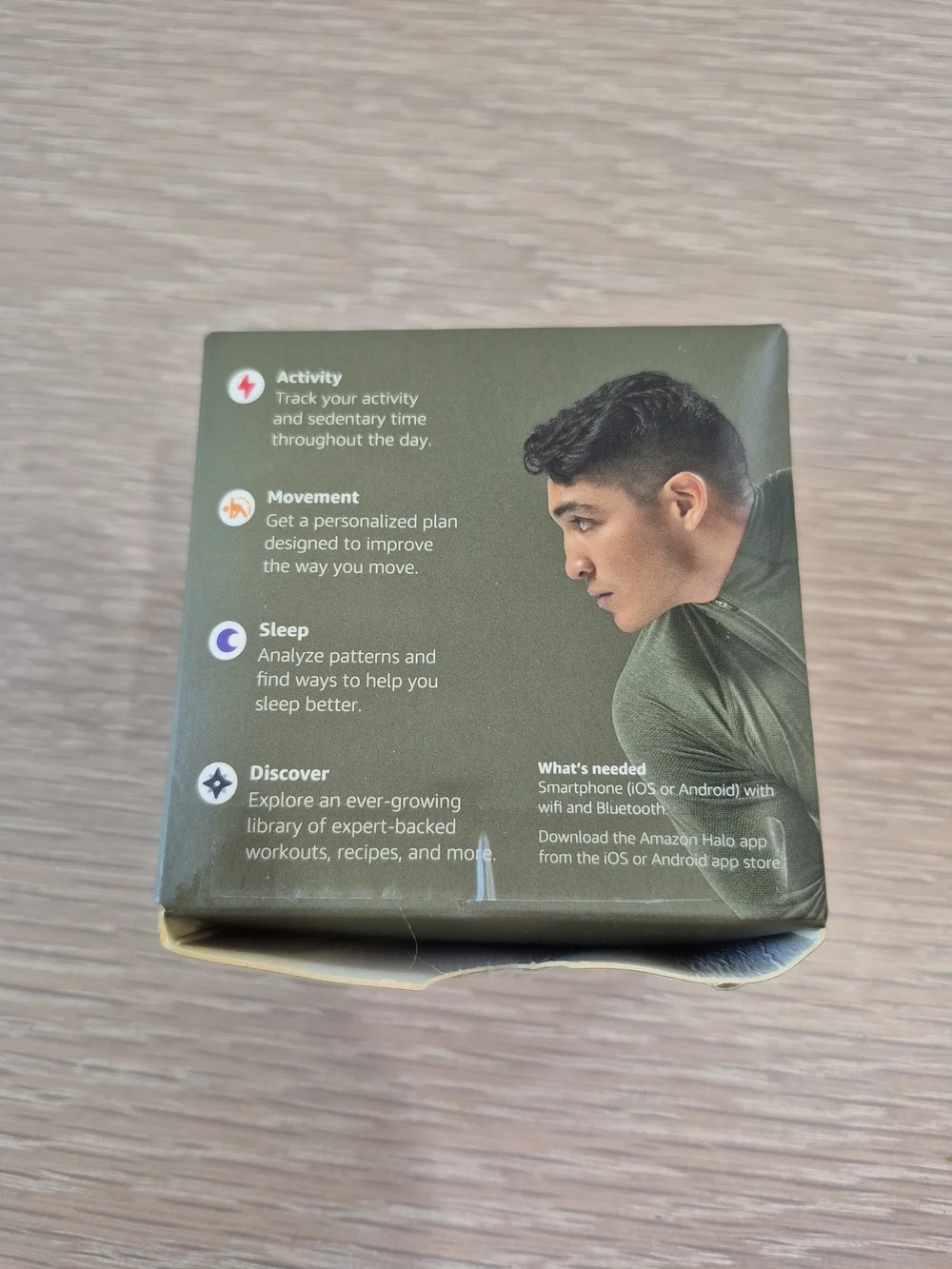 Smart Fitness Tracker Band in Olive Green with Touchscreen and Charger